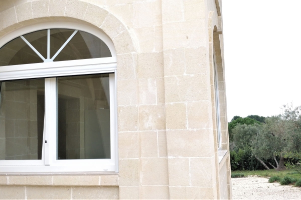 INFISSI IN PVC ad Ostuni (BR) per una villa privata