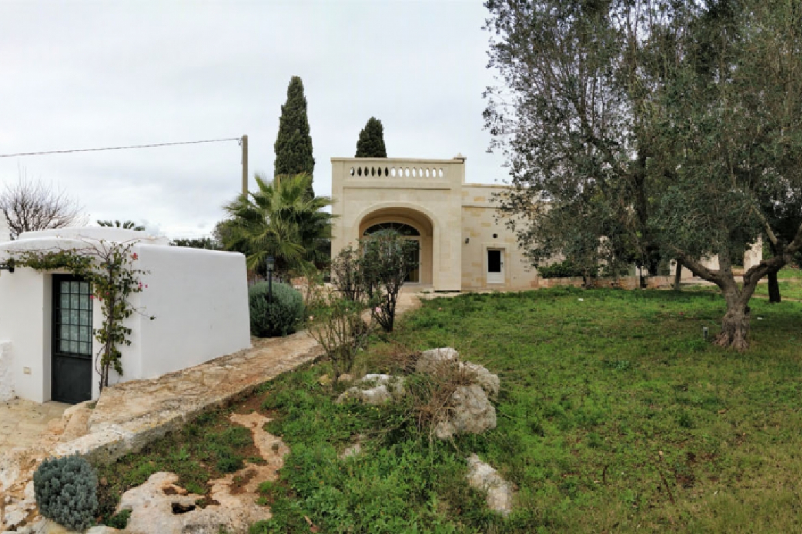 INFISSI IN PVC ad Ostuni (BR) per una villa privata